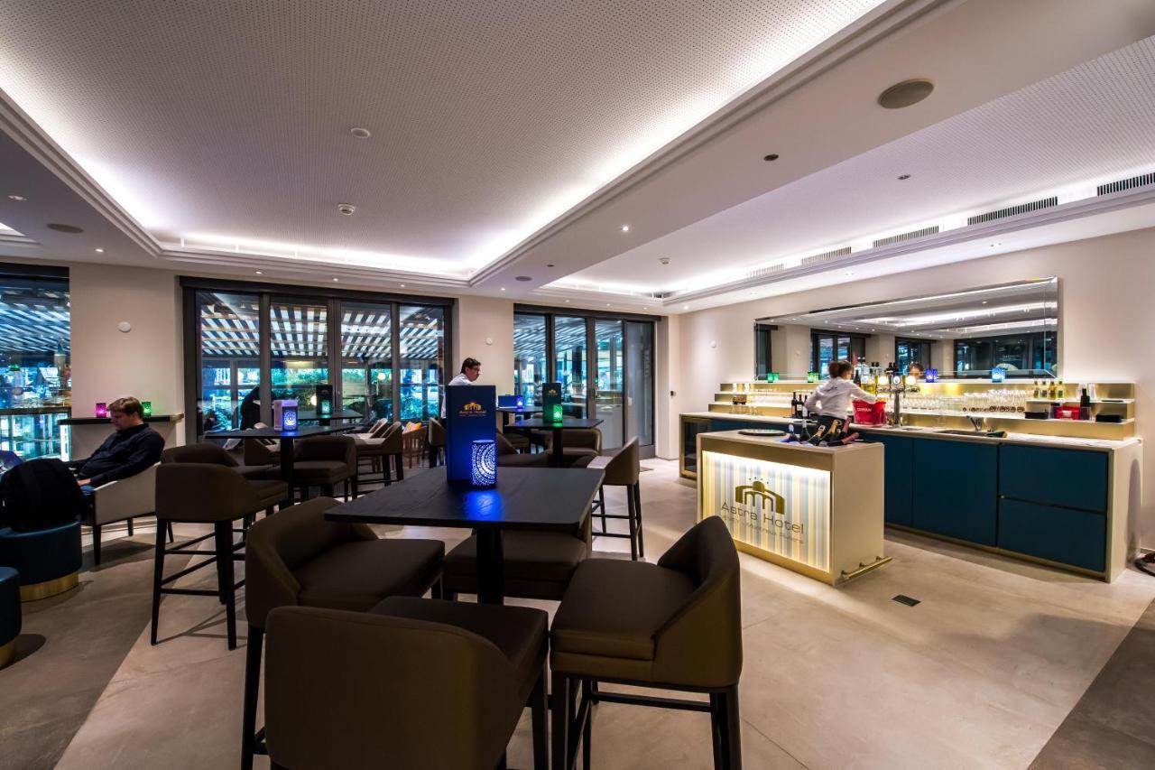 Studios Astra Hotel 브베 외부 사진